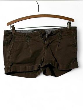 Abercrombie & Fitch Olive Rolled-Hem Women’s Shorts